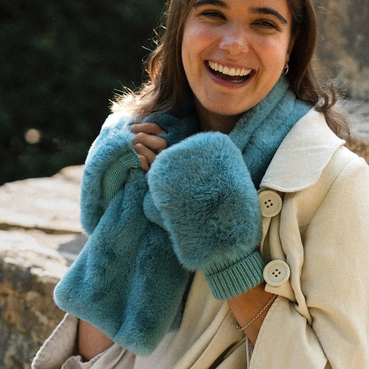 Faux Fur Push Through Scarf Blue