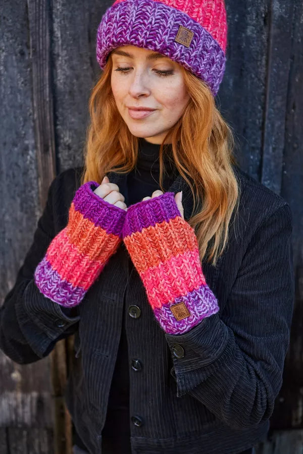 Cotopaxi Handwarmer Pink