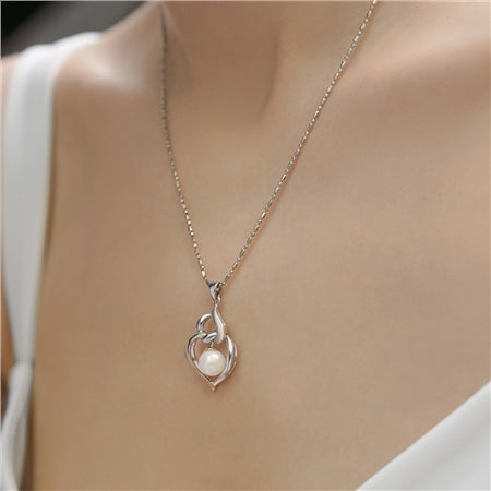 Newbridge Pearl Heart Pendant