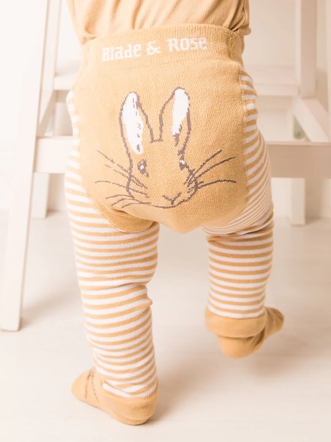 Peter Rabbit™ Neutral Outfit 0-6 Months