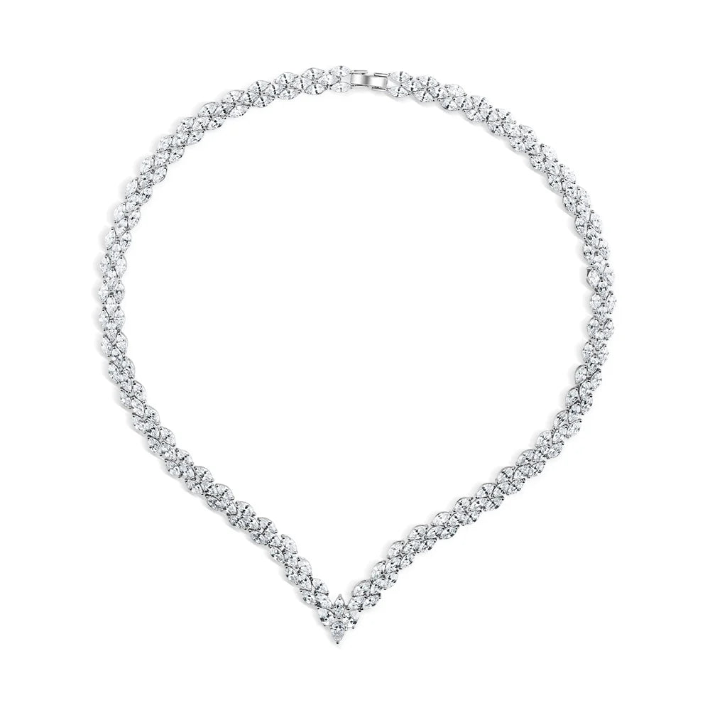 Vintage Style Necklace with Clear Stones