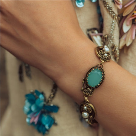 Newbridge Bracelet with Aqua & Pearl Stone Settings