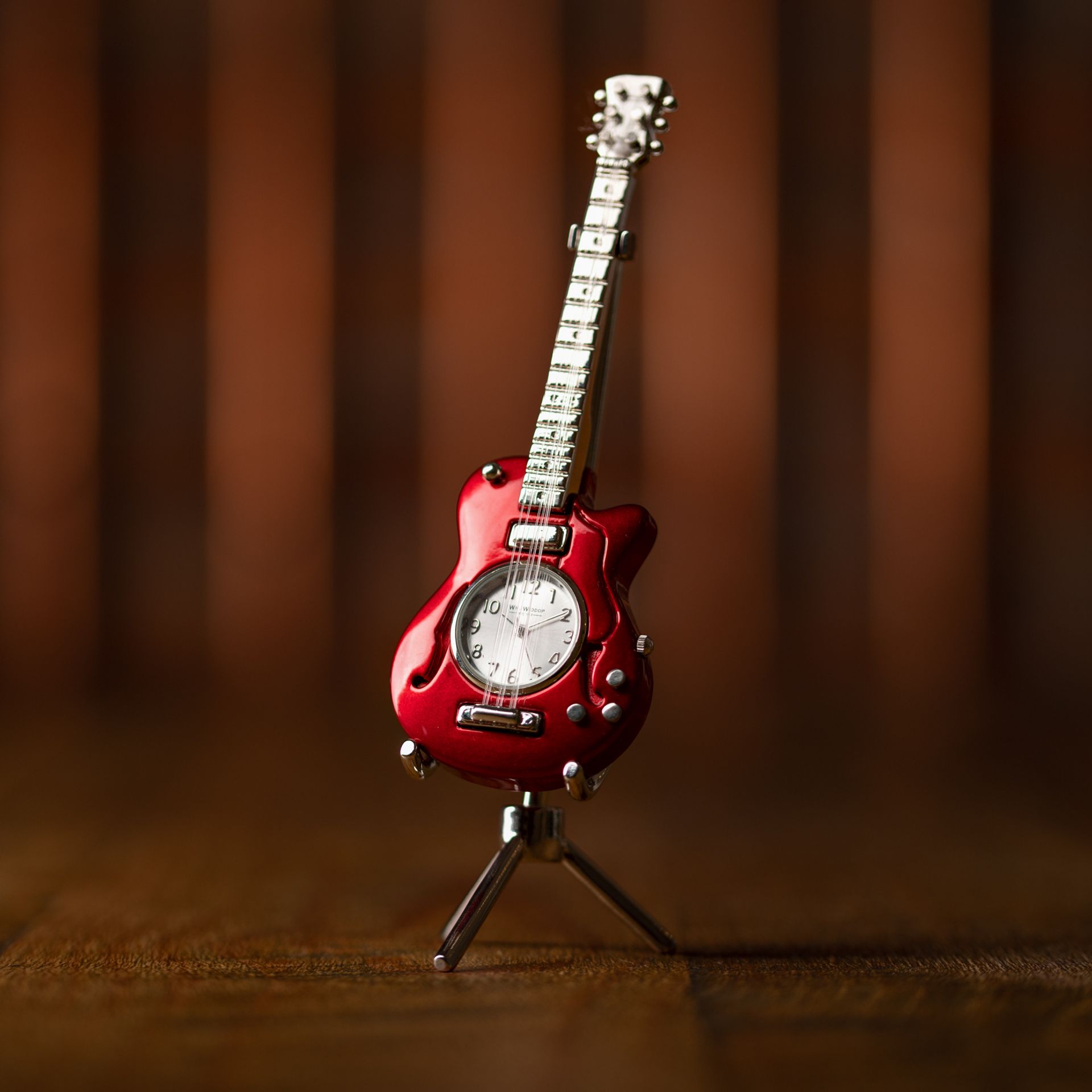 Miniature Clock Red Guitar