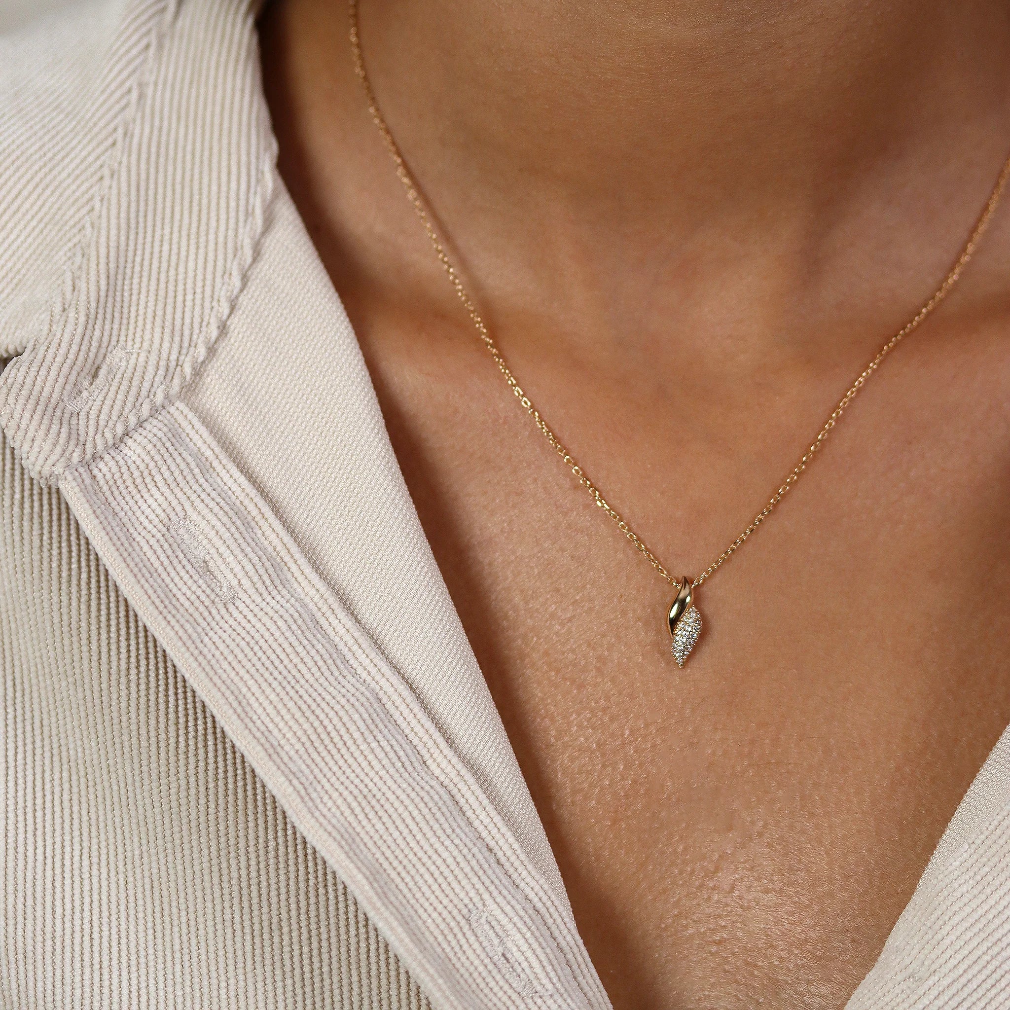 Burren Vanilla Glaze Necklace