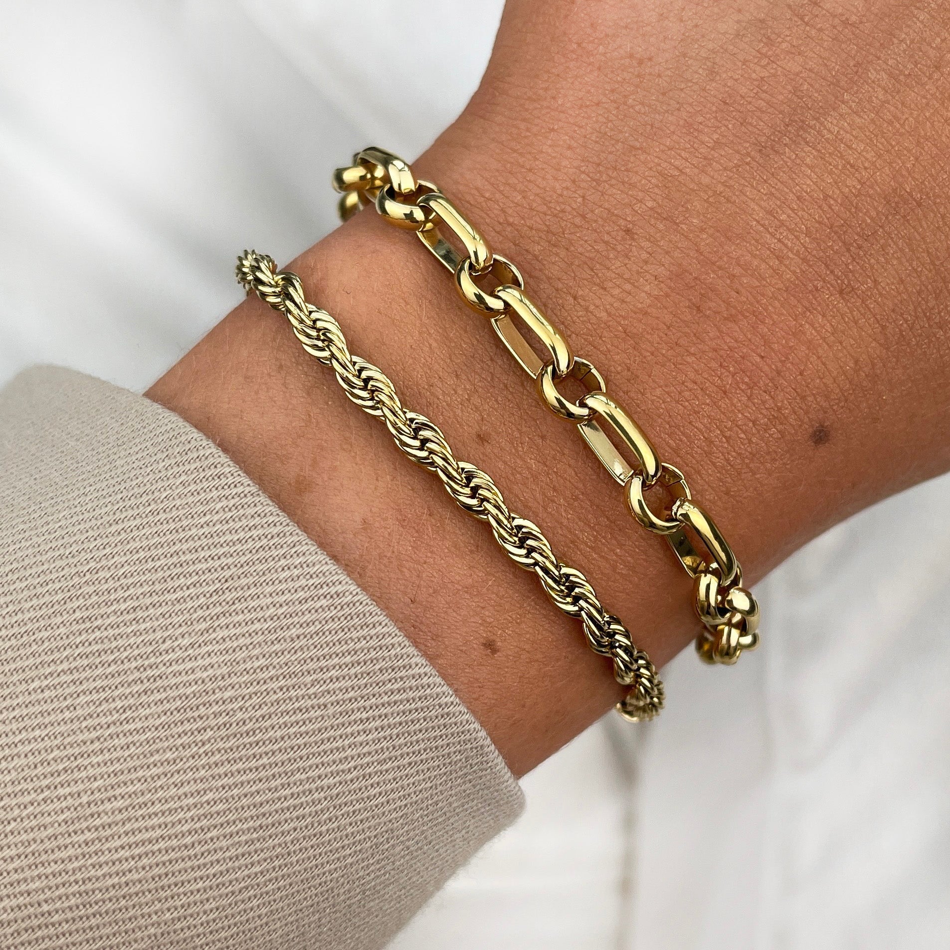 Cluse Gift Box Essentielle Rope & Mixed Oval Bracelets, Gold Colour