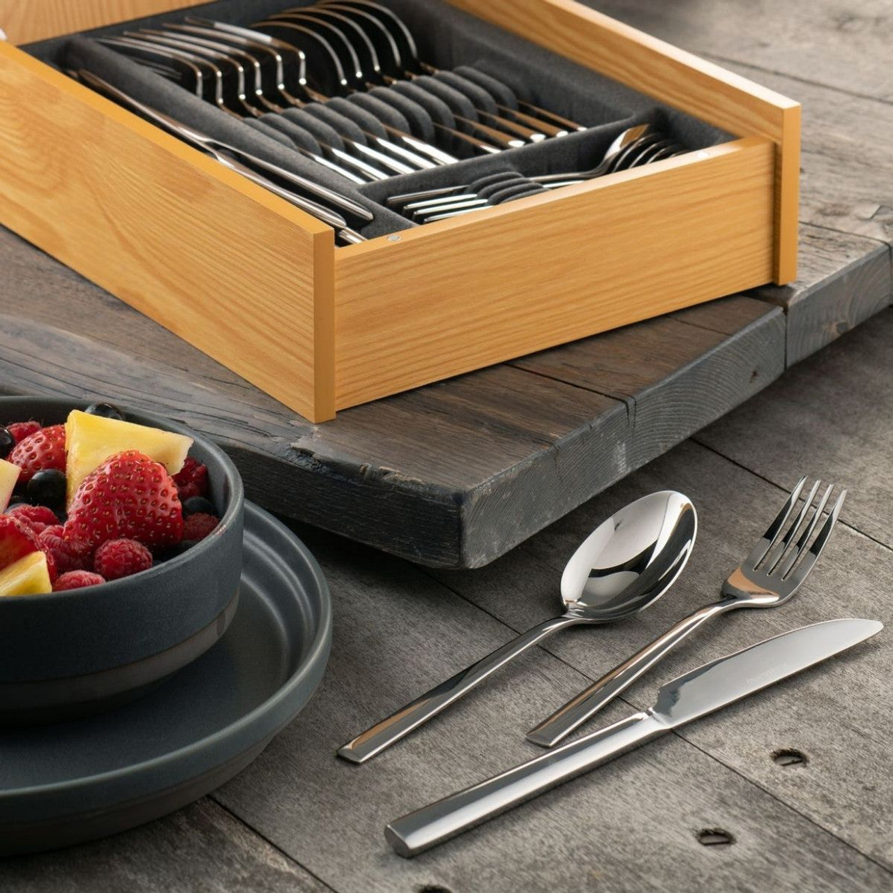 Reflection 24 Piece Cutlery Set