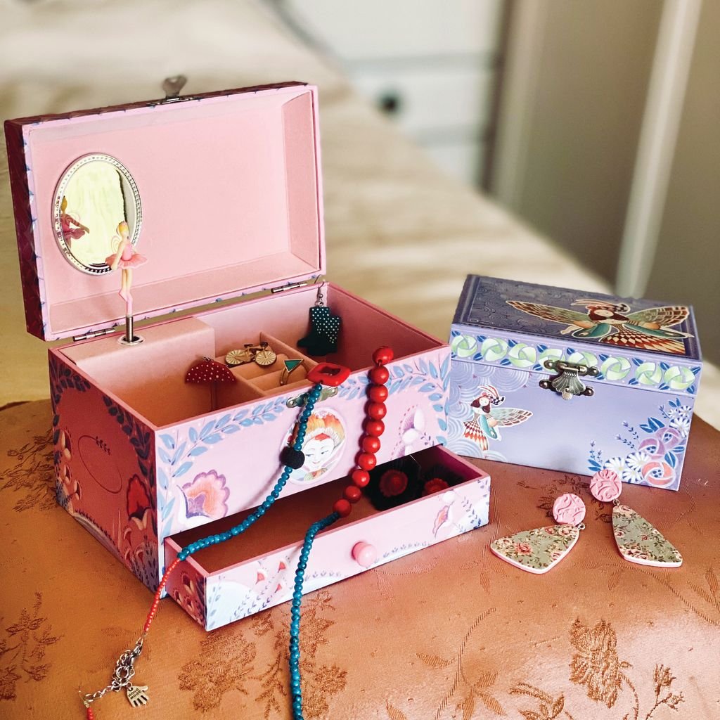 Musical Jewelry Box ‘Esperides’ with Ring Holder, Drawer & Wide Mirror ‘Chloe’