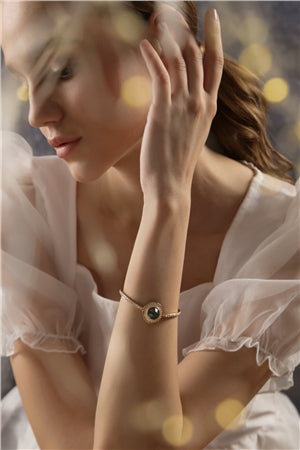 Newbridge Silverware Bracelet with Montana Coloured Stone